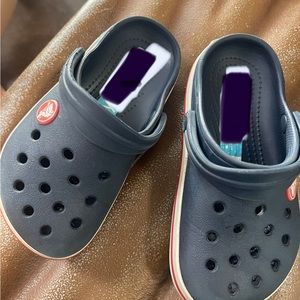 Toddler Crocs Sz 9